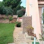 Simona *
